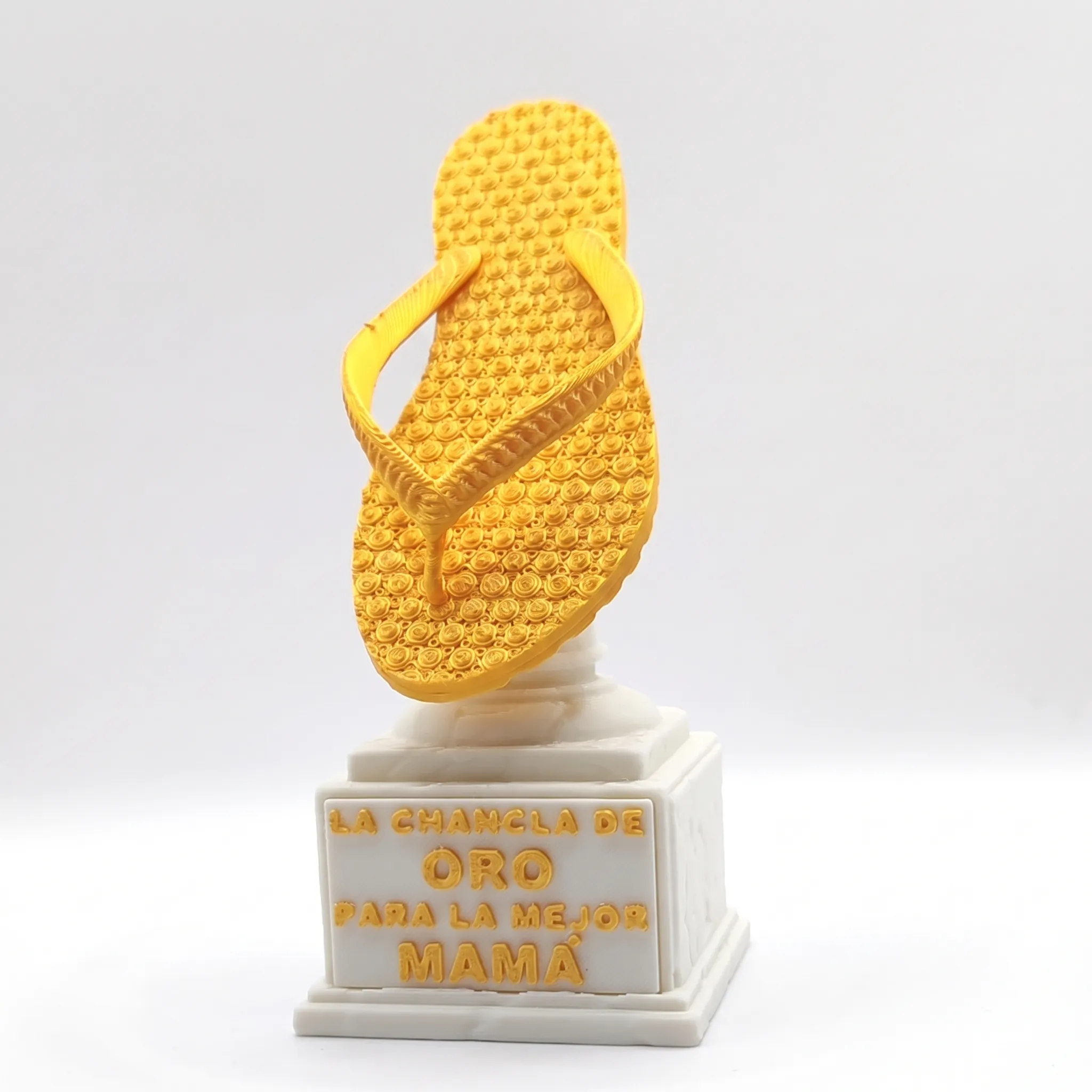Trofeo Chancla Mamá - 9 cm