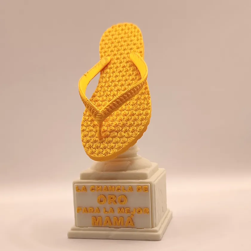 Trofeo Chancla Mamá - 9 cm