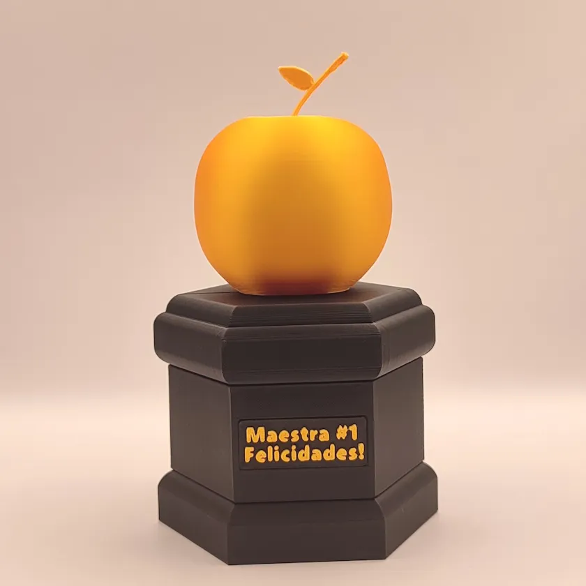 Trofeo Manzana para Maestro(a) - 15 cm